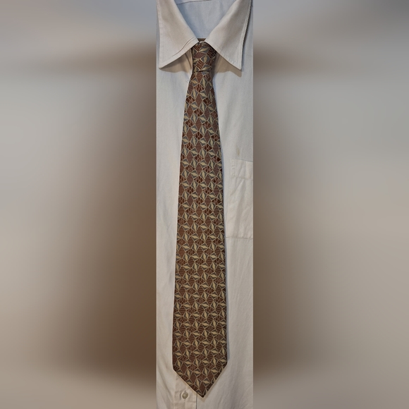 Burma Bimas 100% Silk Tie Imported Fabric, Made in USA, Orange/ Gold Dry Cleaned - Picture 2 of 5